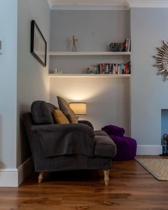 A Beautiful And Stylish 2 Bed Flat Close To Beach Борнмут Экстерьер фото